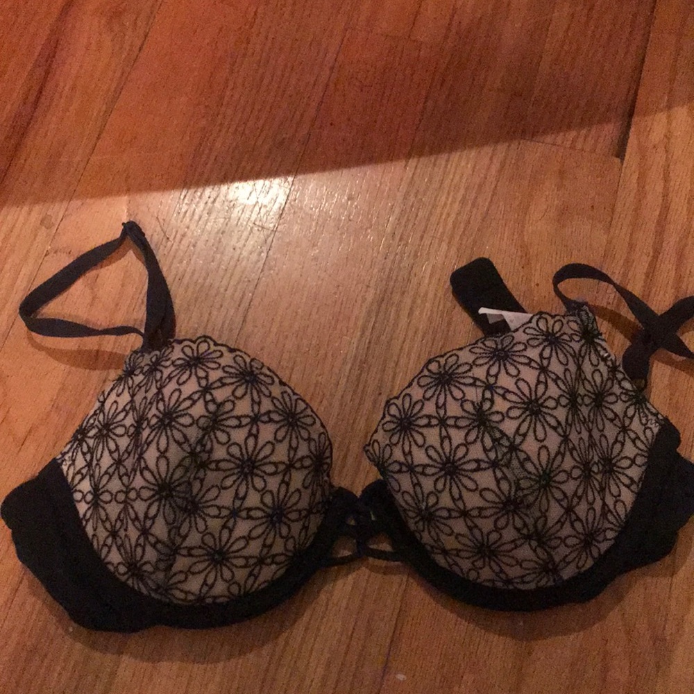 Vintage lace bra